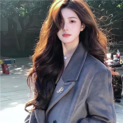 主演 莎莉·菲尔德 / 刘易斯·普尔曼 / 科尔姆·米尼 / 陈冲 / 凯西·贝克 / 贝丝·格兰特 / 索菲亚·布莱克-德埃利亚 / 布兰登·麦克尤恩 / 唐纳德·沙利斯 / 马普安娜·马基雅 / 劳拉·哈里斯 / 安东尼·哈里森 / 丹·佩恩 / 肖娜·约翰尼森 / 克里斯·威廉·马丁